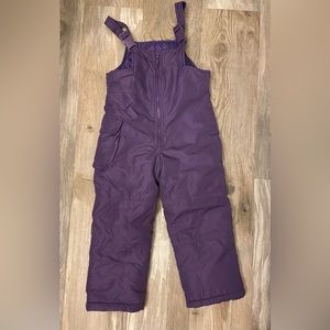 Snowpants size 5-6 by London Fog